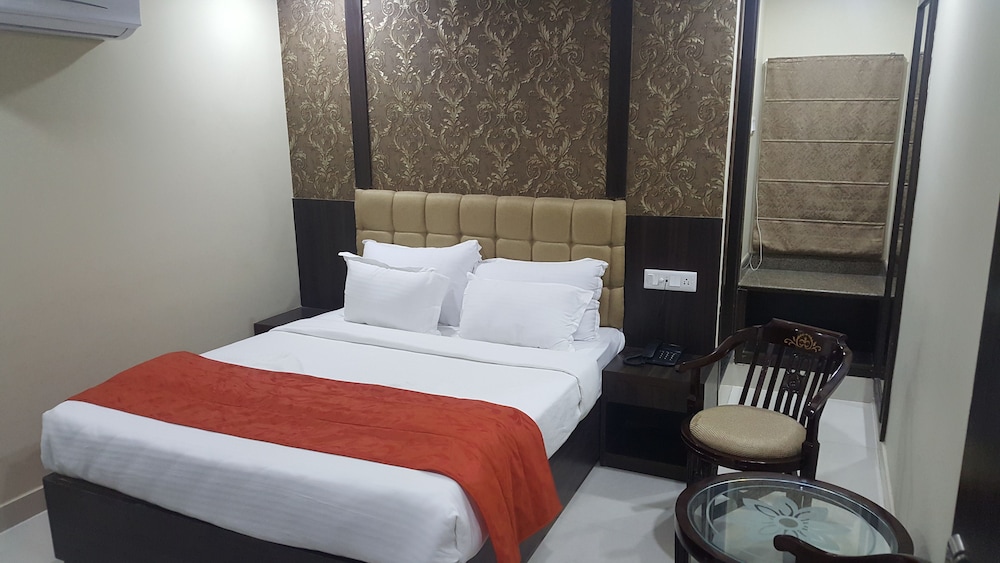 Hotel Sle Residency - Mughalsarai