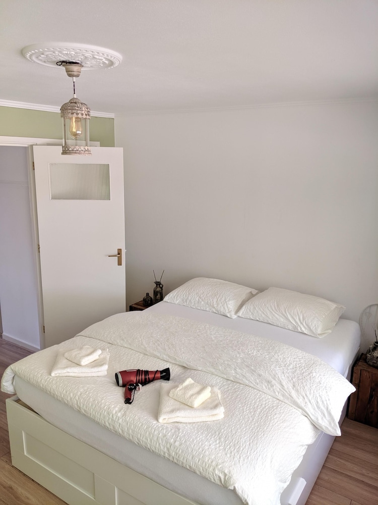Crash'nstay - Appartement Confortable Et Bain à Remous - Pays-Bas