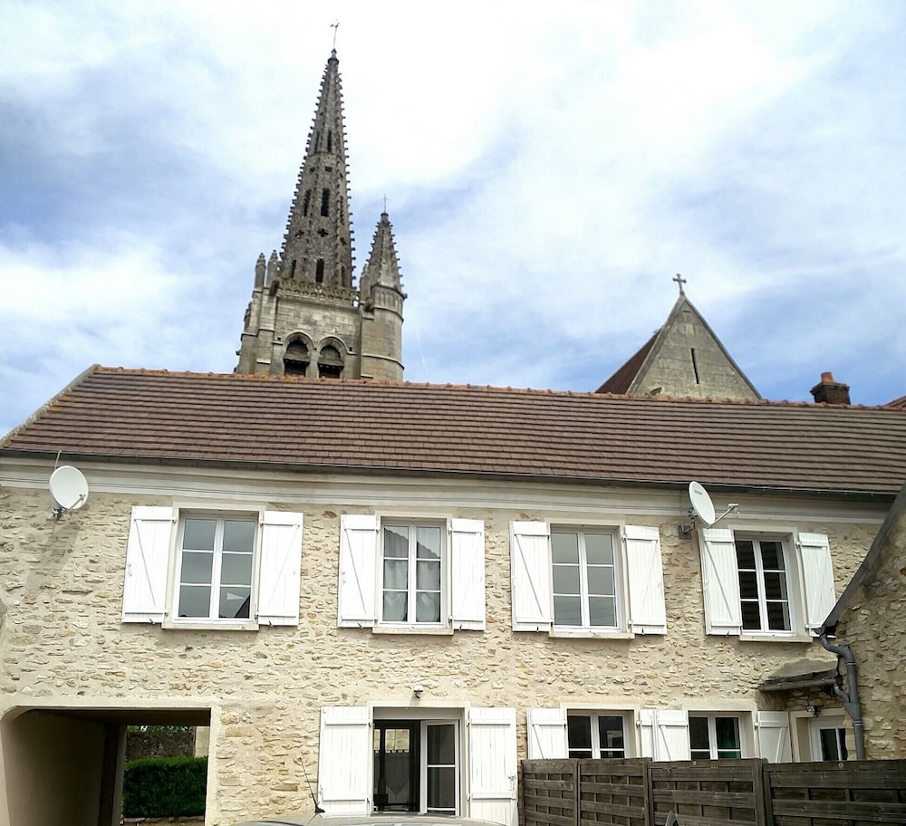 Near Senlis, Whole House With 2 Bedrooms, Between Asterix And Disneyland, 4p. - Oise