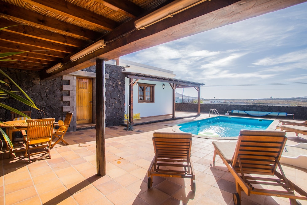 Huizen En Villa's Juan En Juani Lanzarote Zwembad, Gratis Wifi En Veel Rust - Lanzarote