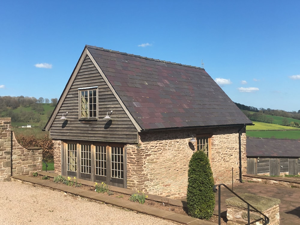 Demesne Farm Guesthouse In Beautiful Countryside - Herefordshire