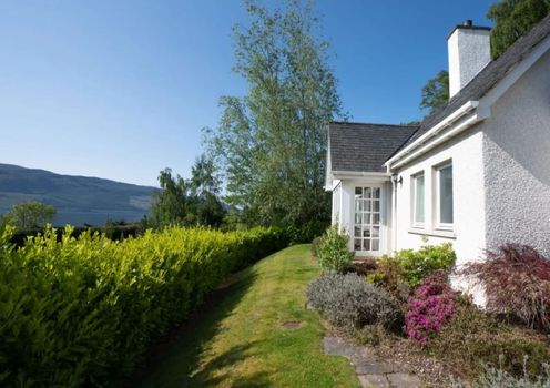 Loch Ness Cottages - Loch Ness