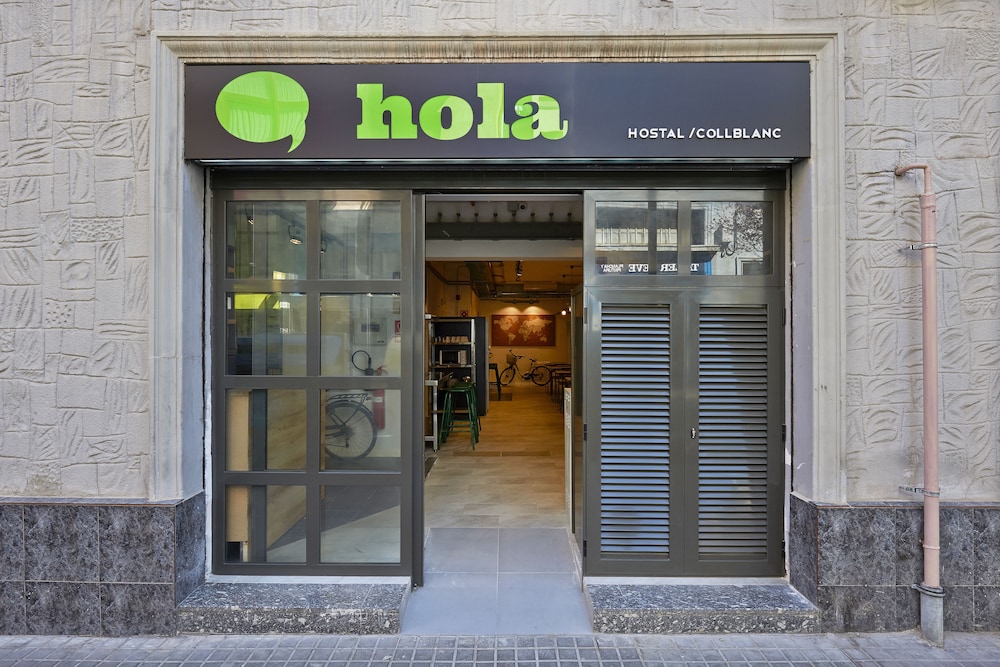 Hola Hostal Collblanc - L'Hospitalet de Llobregat