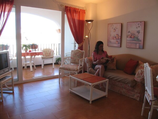 Apcostas - Gran Vista \/ One Bedroom - 2 People - Alicante Airport (ALC)