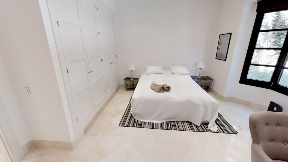27175-luxury Villa With Heated Pool - Marbella