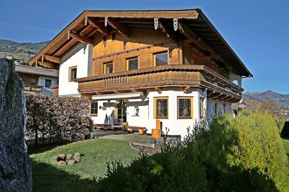 Comfortable-top Equipped Apartment/5 Min. To The Forest Playground, Free Wlan - Zillertal