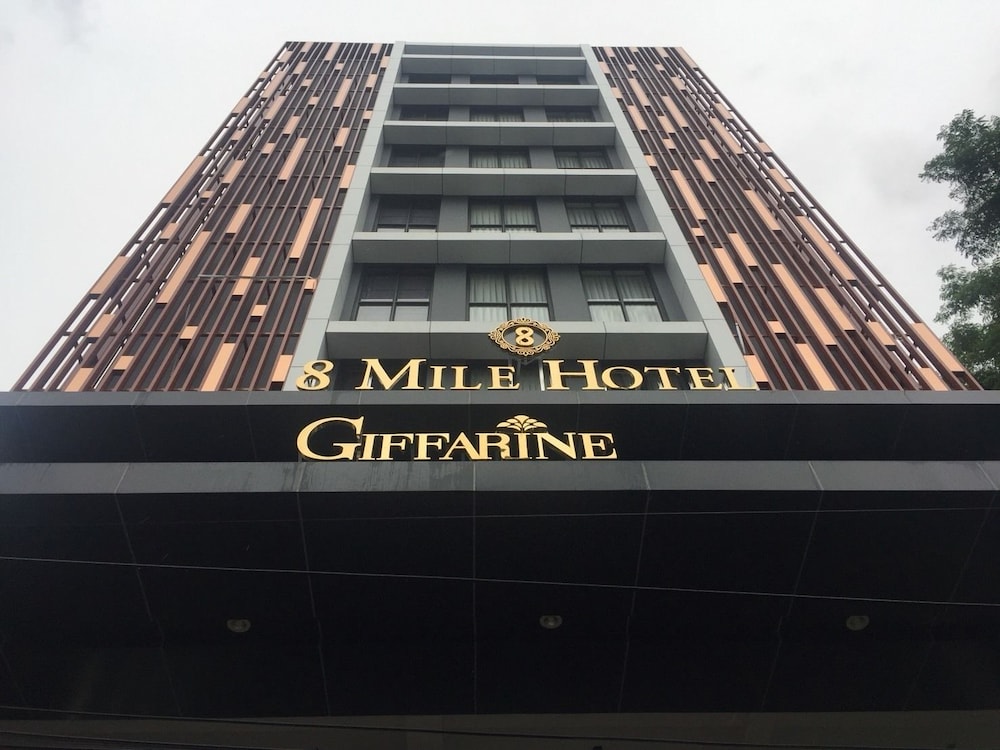 8 Mile Hotel - Rangun