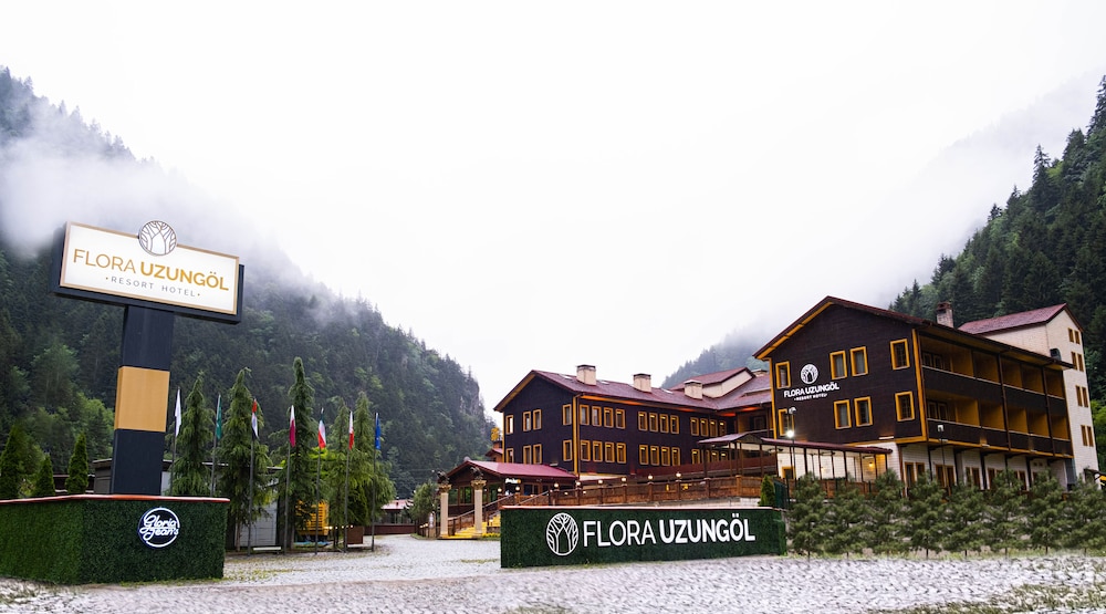 Flora Uzungöl Resort Hotel - Bayburt