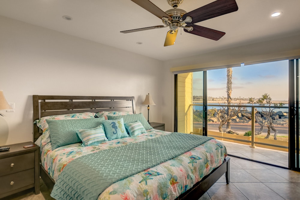 Oceanfront Luxury—summer Booking Fast So Hurry And Book!<br> - Belmont Park, San Diego