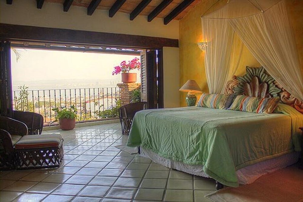 Beautiful Fully-staffed Spanish Colonial  Puerto Vallarta  Private Home/villa - Puerto Vallarta