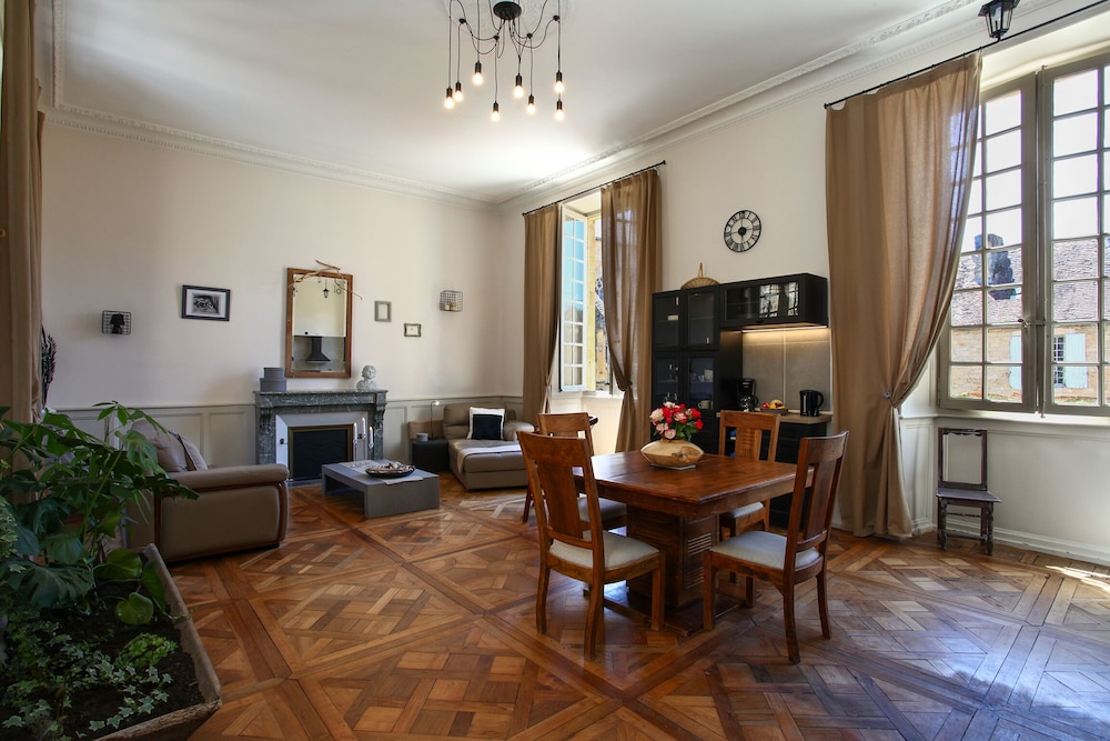1130 Sf , Wifi, In Medieval Center ,Clear ,Spacious ,For Couple Or Families - Sarlat-la-Canéda
