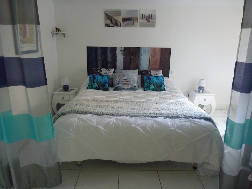 Bright T2 Apartment 25m From The Beach In A Very Quiet Little Street - Arbonne