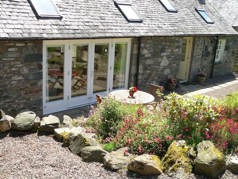 Secluded Cottage In Highland Perthshire Designed Exclusively For Couples - Kenmore