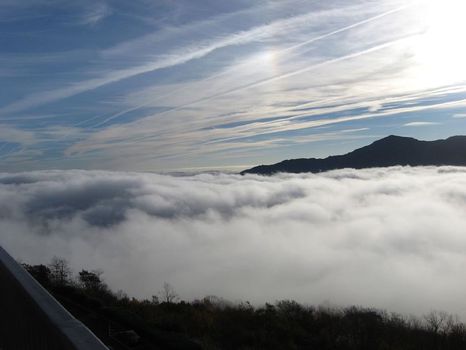 Top Floor Sugartop Condo! Grandfather Mtn Sunrises! Indoor Pool & 2 Hot Tubs - North Carolina