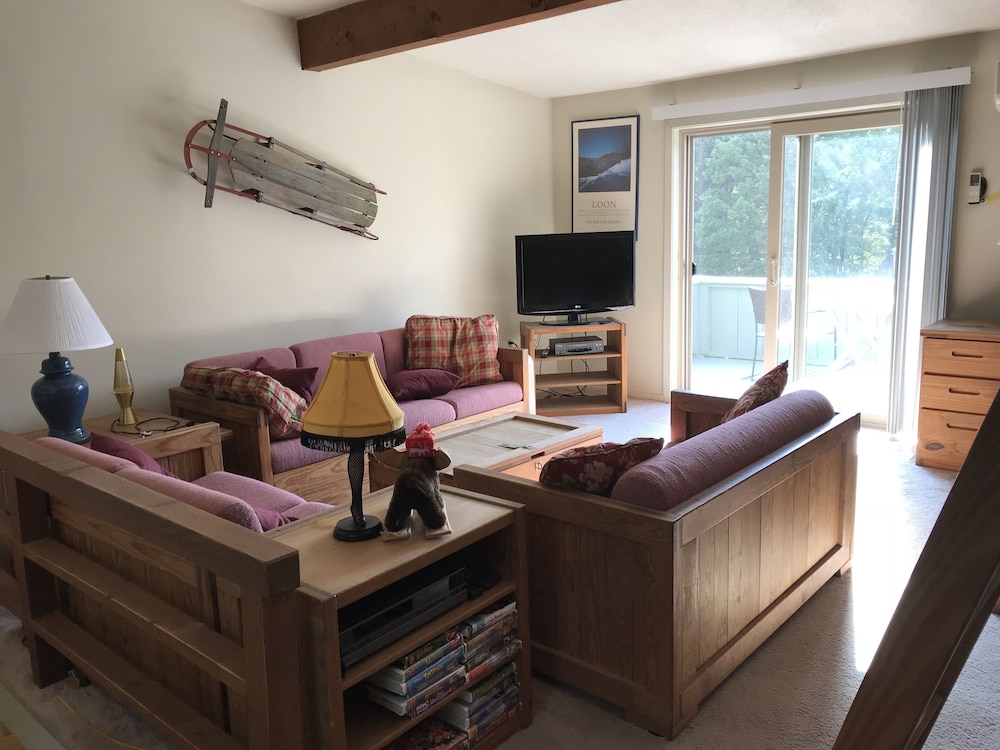 2 Slaapkamers Plus Giant Loft Bedroom Resort In De Buurt Van Ski, Storyland, Wandelen En Nog Veel Meer! - New Hampshire