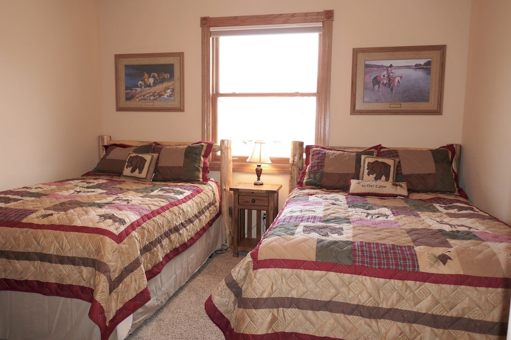 The Eagles Nest With Spectacular Mountain & Yellowstone River Views - Park County, MT