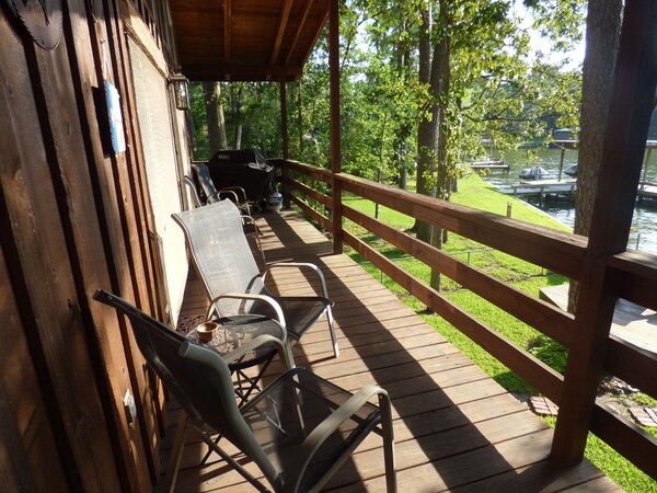 Cozy Waterfront Nestled In A Peaceful Cove Great For Swimming And Fishing +Wifi - San Jacinto County