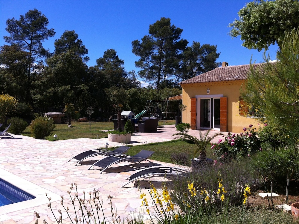 Very Nice Villa In Lorgues With Annex For 8 People. - Le Thoronet