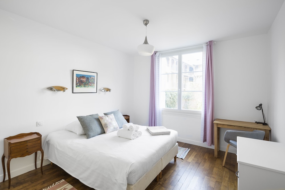 Le Méridien - One Bedroom Apartment, Sleeps 4 - Chantepie