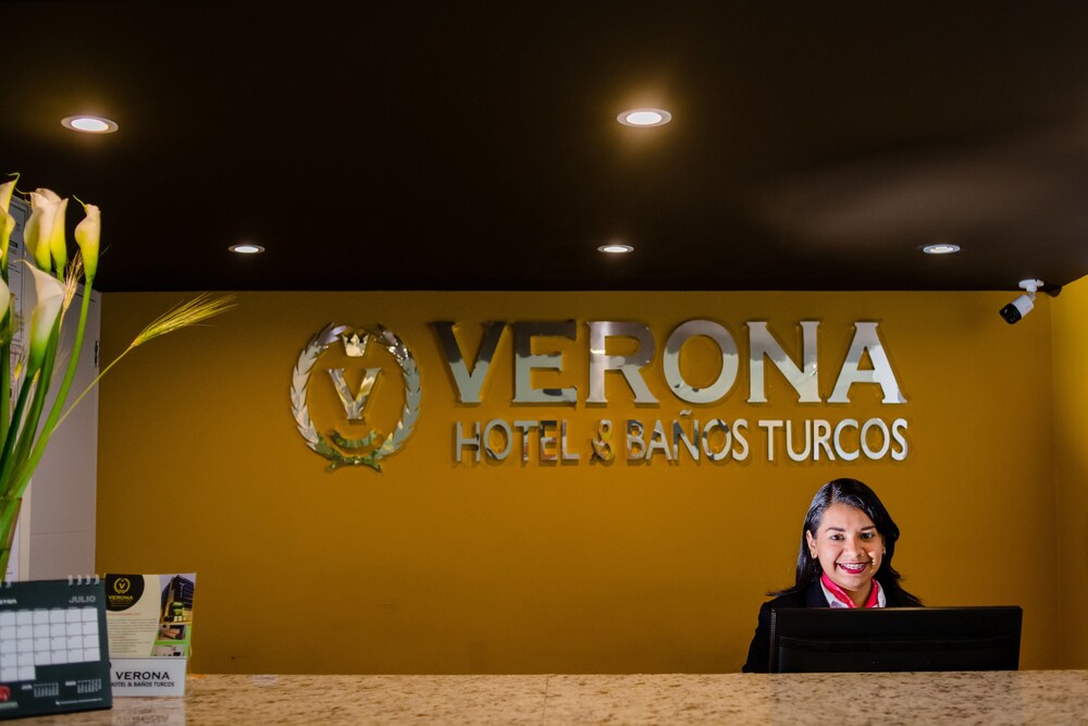 베로나 호텔 & 바뇨스 투르코스 - Santa Rosa