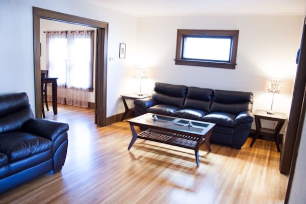 Three Bedroom Entire Apartment Great For Families. - Niagara Falls, NY
