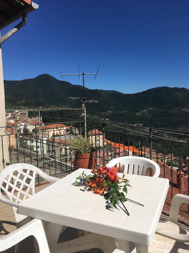 Apartment In Der Borgo Delle Stelle. Große Terrasse Mit Einem Herrlichen Blick! - Ventimiglia