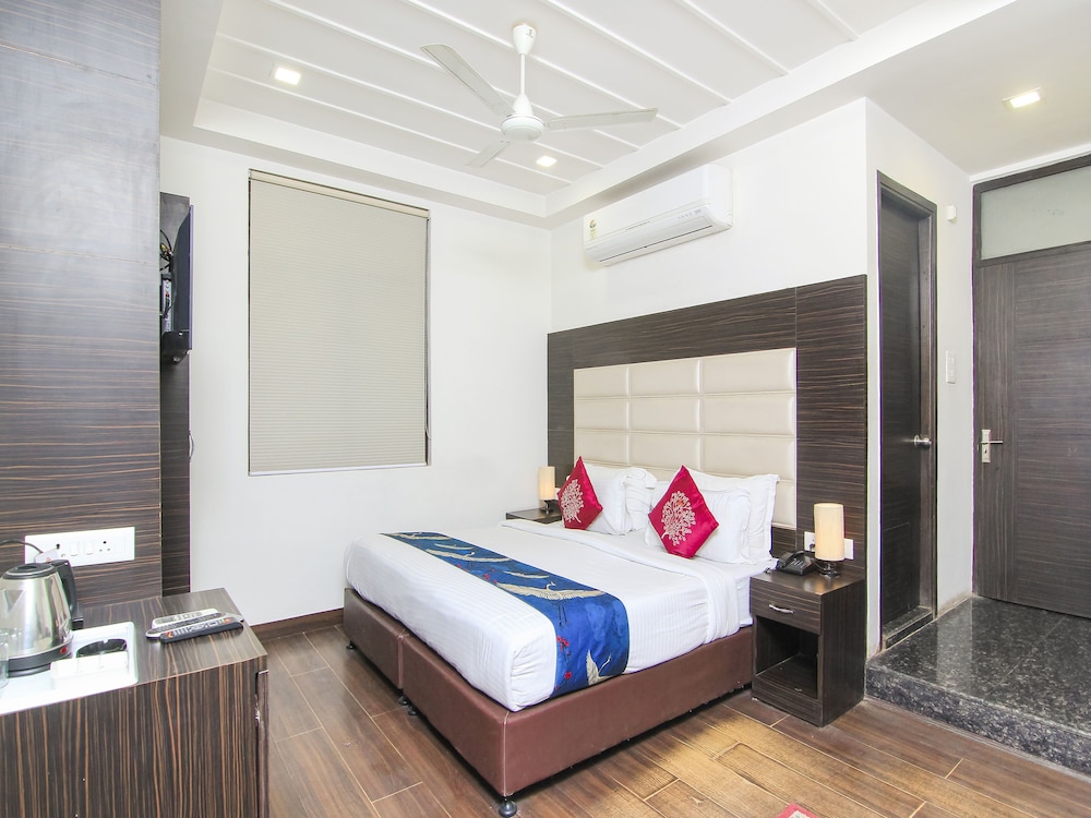 Fabhotel Solitaire Inn - Kanpur