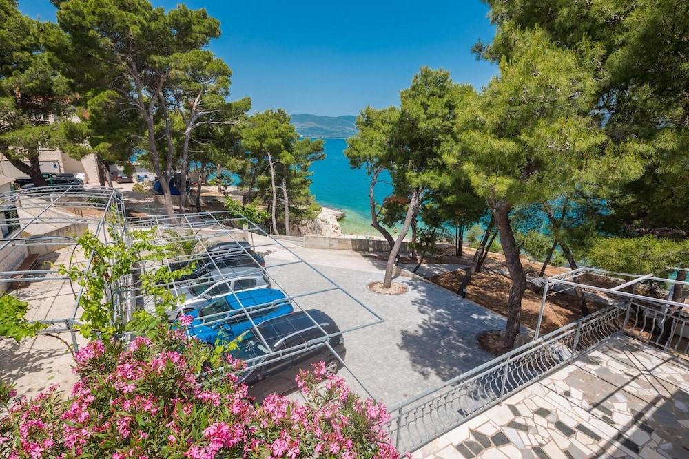 Split Area -Trogir  Beach Resort  Near Trogir And Split Special Offer May - Split