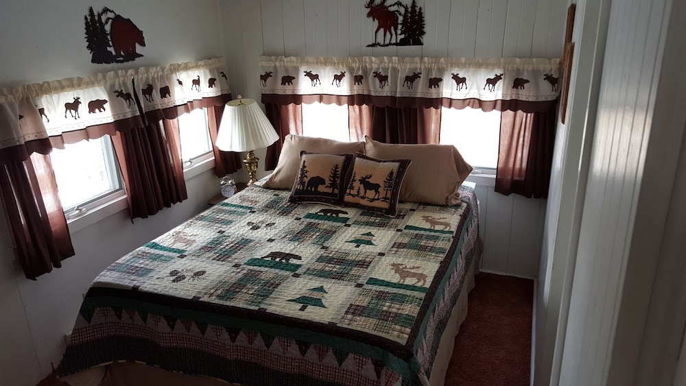 Cozy Cabin Located 10 Mi. S Of Nauvoo.  Located Just Off The Mississippi River! - Illinois