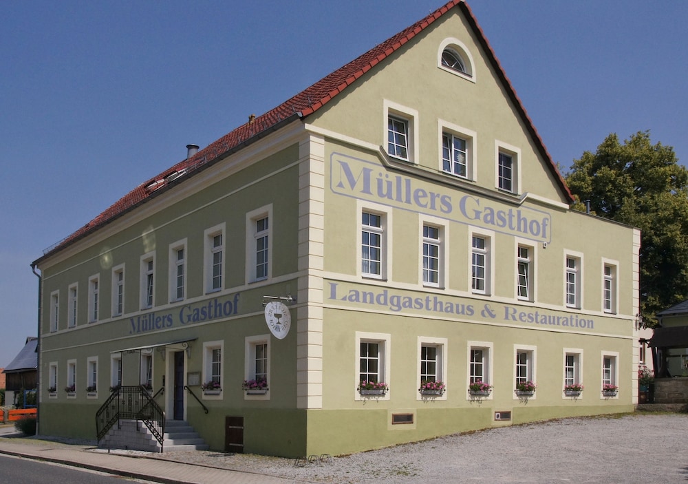 Hotel & Pension Müllers Gasthof - Radeberg