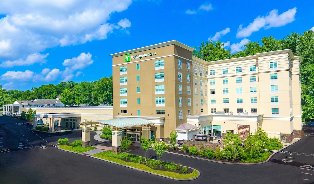 Holiday Inn & Suites Philadelphia W - Drexel Hill, An Ihg Hotel - Media