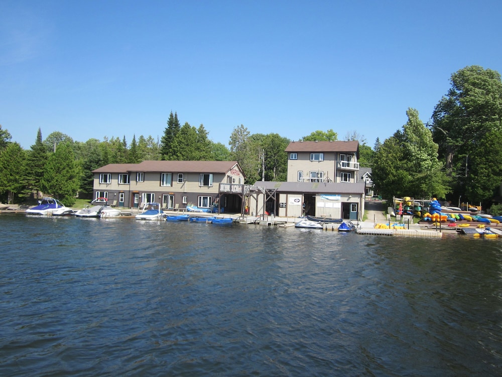 Sauble River Marina & Lodge Resort - Sauble Beach, Ontario