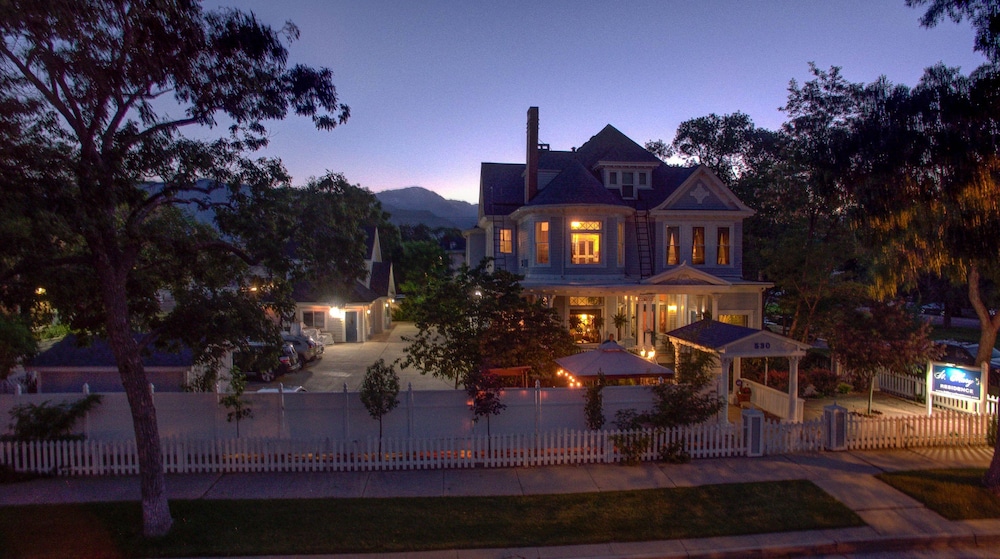 The St Mary's Inn, Bed And Breakfast - Manitou Springs, CO