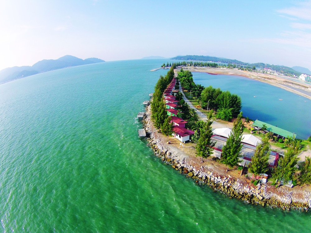 Premium Family Suite By The Sea - Pangkor Island