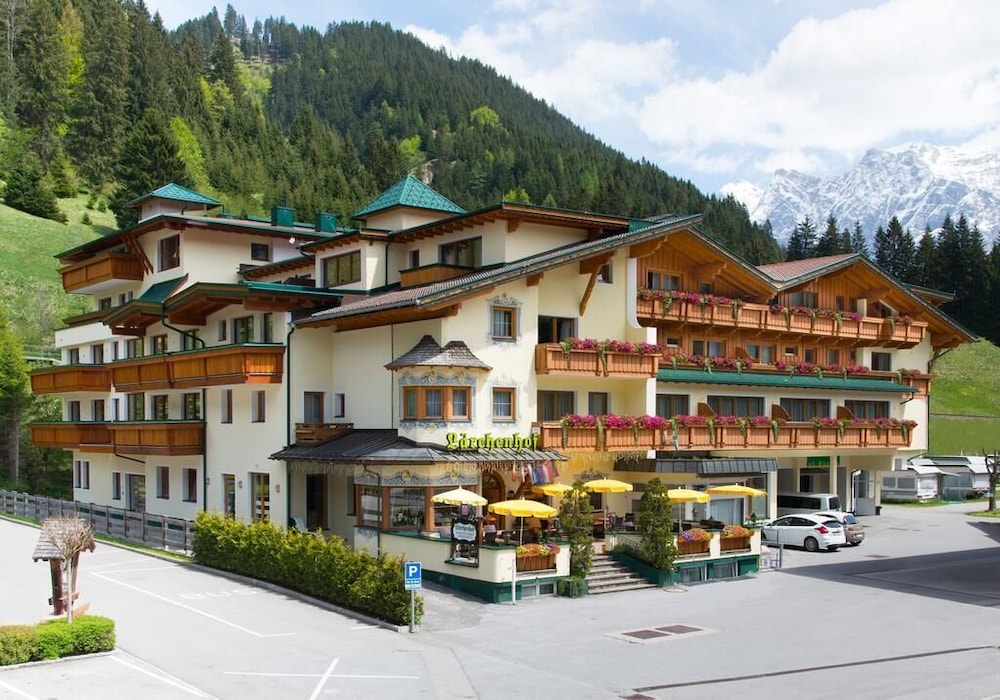 Hotel Lärchenhof - Garmisch-Partenkirchen
