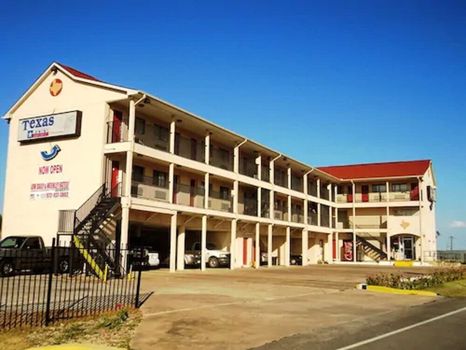 Waxahachie Lake, Waxahachie airbnb, hotels and vacation rentals