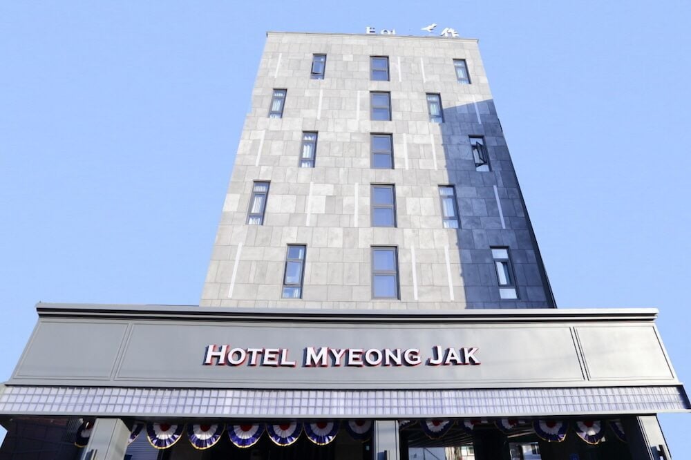 Hotel Myeongjak - Chuncheon
