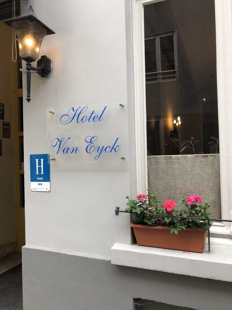 Hotel Van Eyck - Brujas