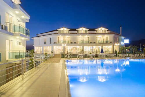 Larina Ninova Thermal Spa & Hotel - Denizli
