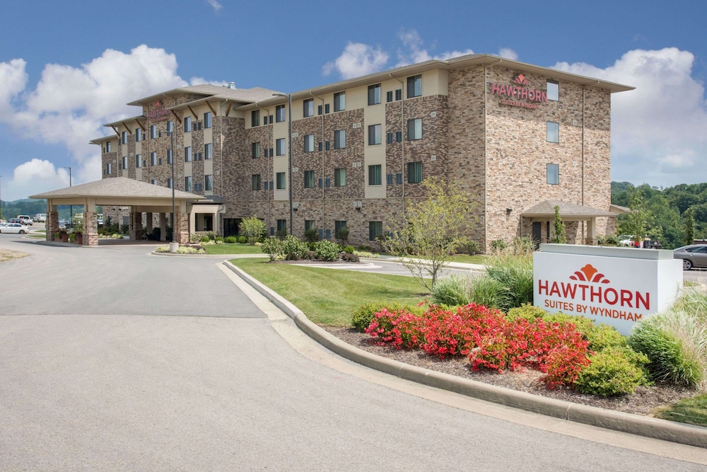 Hawthorn Suites By Wyndham Bridgeport/clarksburg - Bridgeport, WV