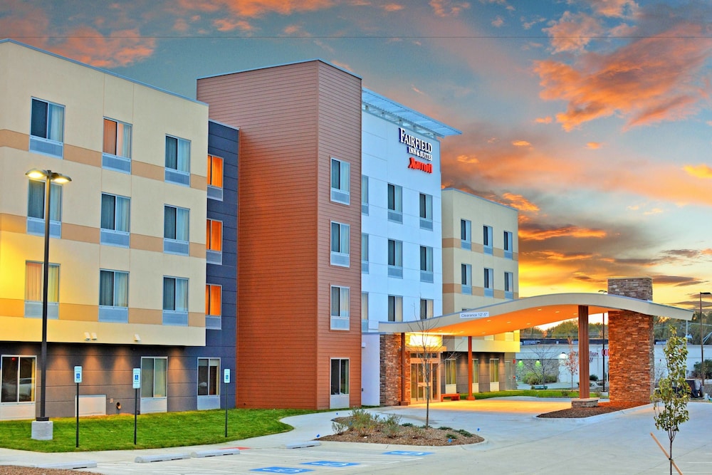 Fairfield Inn & Suites By Marriott Omaha Northwest - Bennington, NE
