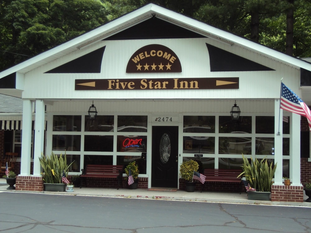 Five Star Inn - Maggie Valley, NC