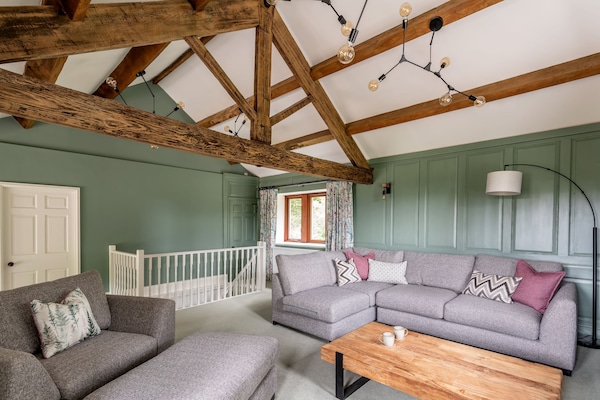A Long Ashes Park That Sleeps 6 Guests  In 3 Bedrooms - Burnsall