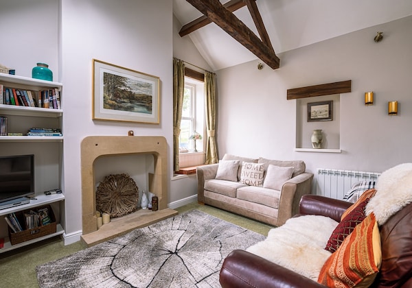 A Dales Bolthole & Quintessential Country Cottage  Cosy, Appealing & In An Idyllic Rural Setting - Reeth