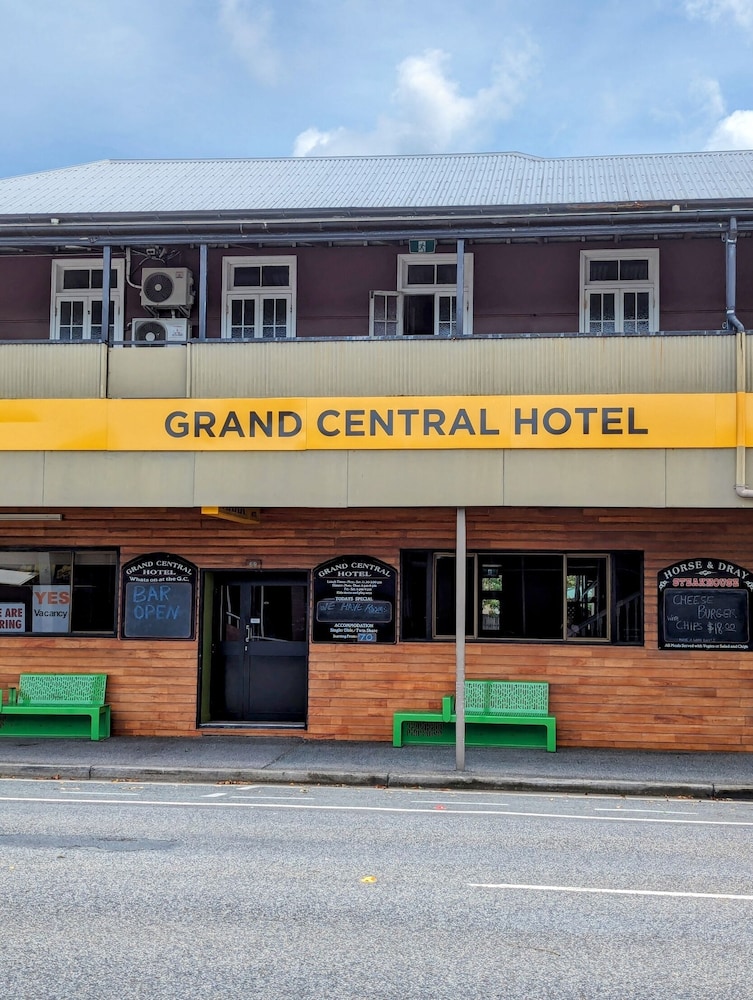 Grand Central Hotel Proserpine - Whitsundays