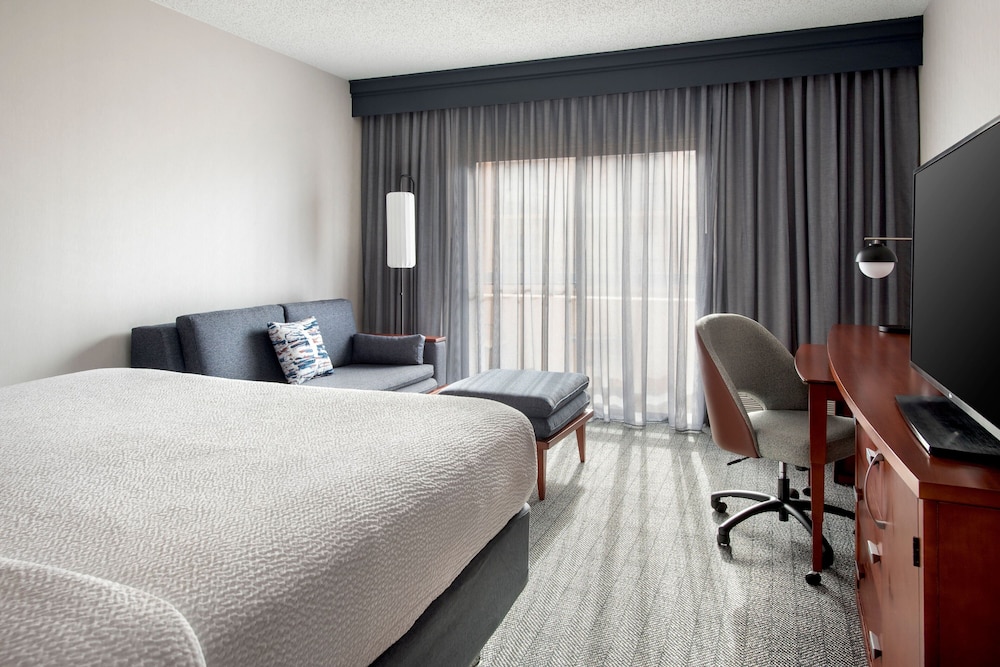 Courtyard by Marriott New Haven Wallingford - Middletown, CT