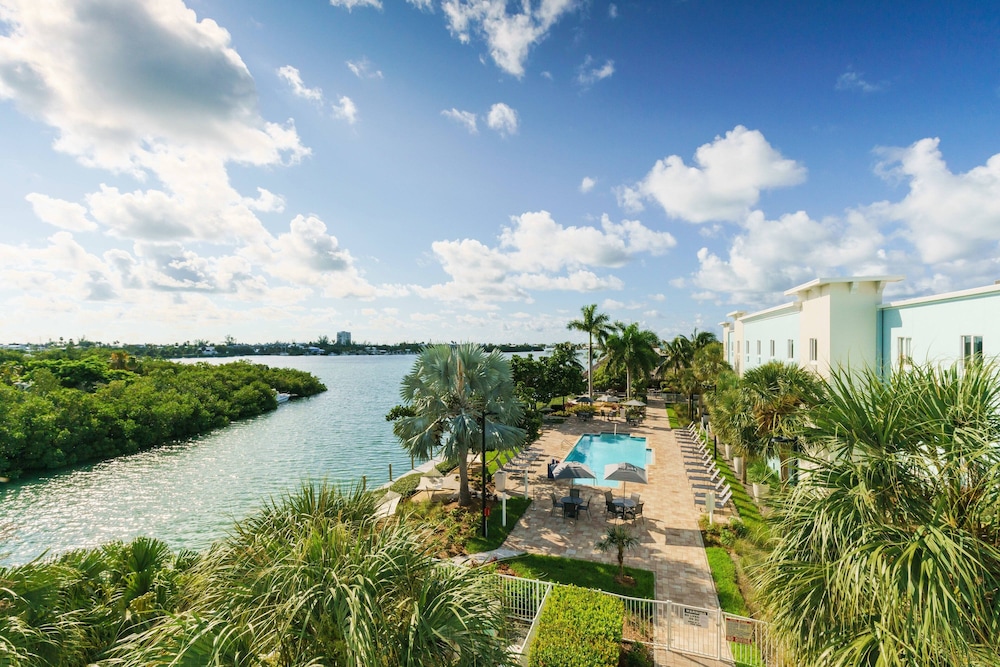 Fairfield Inn & Suites By Marriott Marathon Florida Keys - Key Colony Beach, FL