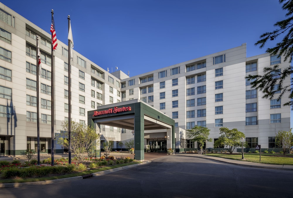 Chicago Marriott Suites Deerfield - Highland Park, IL