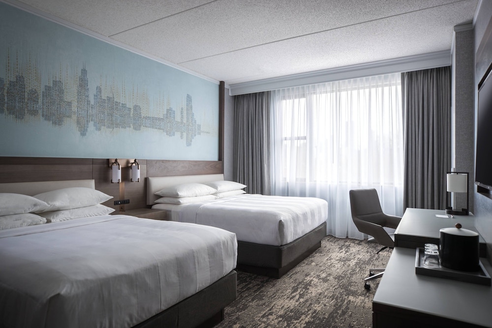 Courtyard By Marriott Chicago At Medical District/uic - Bedford