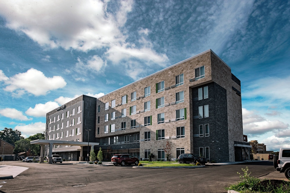 Courtyard By Marriott Toledo West - Holland, OH